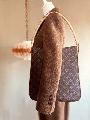 Loop-Tasche von Louis Vuitton, second hand – Bild 4