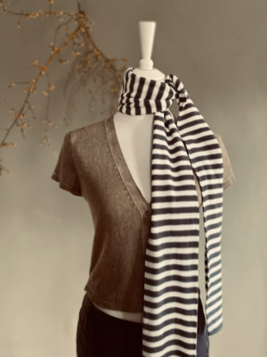 hübscher, gestreifter Schal – Bild 3