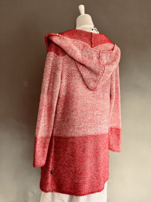 kuschelige Strickjacke von Lieblingsstück, S-M – Bild 4