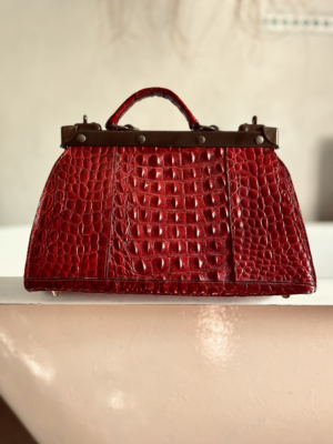 rote Tasche aus Krokodilleder, antikes Einzelstück – Bild 4