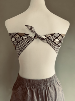 charmantes Seidentuch – Bild 3