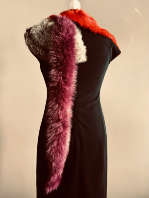 flauschiger Lila Fellkragen – Bild 3