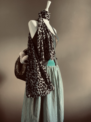 Jersey Schal mit Leopardenmuster – Bild 2