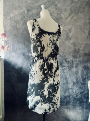 Zartes Seidenkleid von Esprit, XS – Bild 2