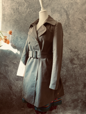Wunderschöner Trenchcoat von Hugo Boss, XS-S – Bild 4
