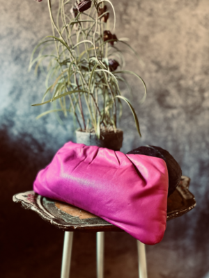 Weiche Pinke Clutch von Minx – Bild 3
