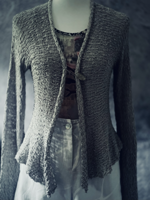 handgefertigte Strickjacke von Esmeralda, S – Bild 4