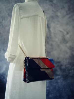 bunte Tasche aus glänzendem weichen Leder – Bild 3