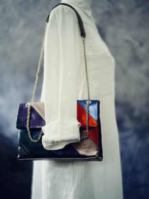 bunte Tasche aus glänzendem weichen Leder – Bild 4